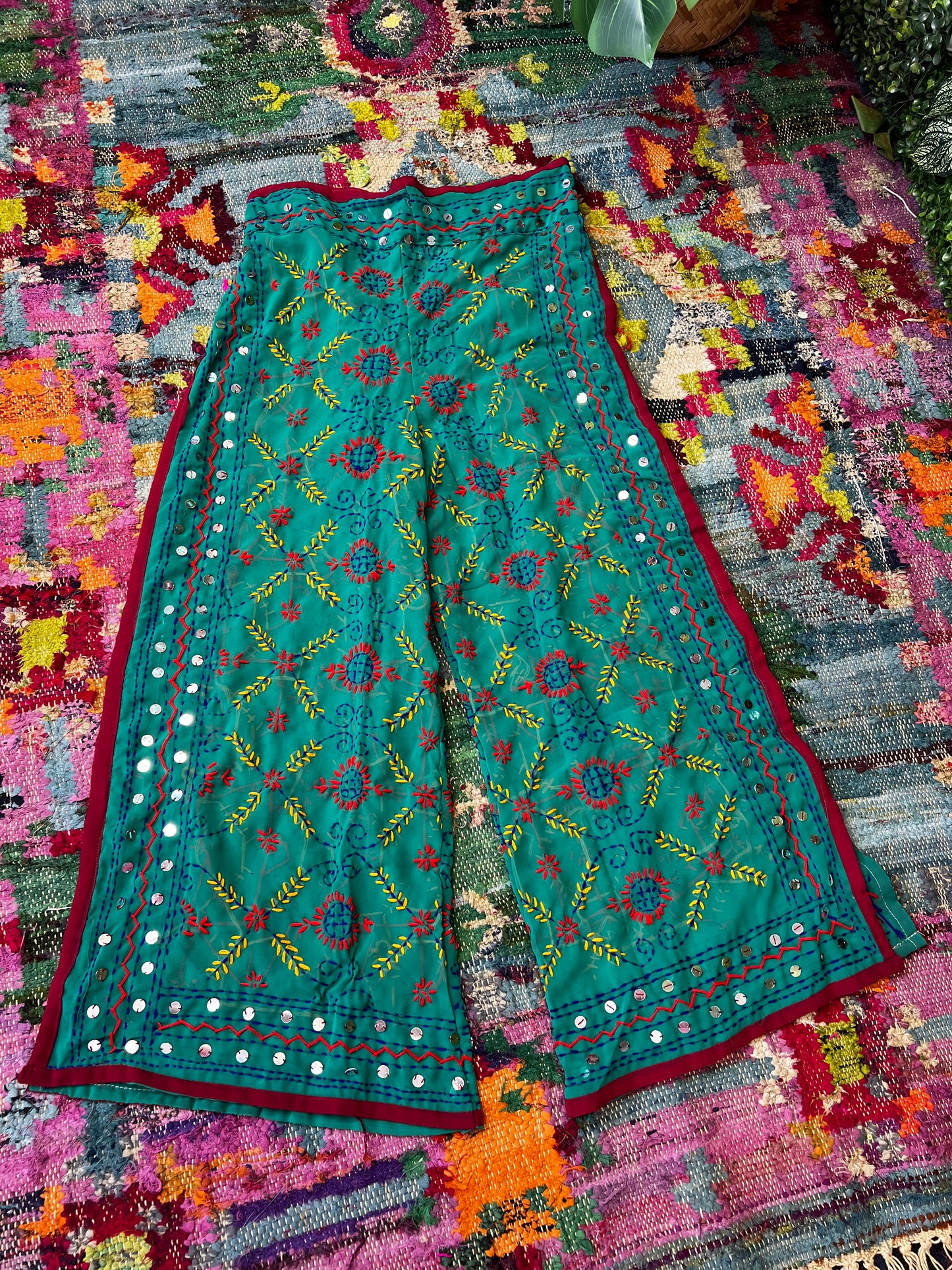 Phulkari Pants - Forest Green